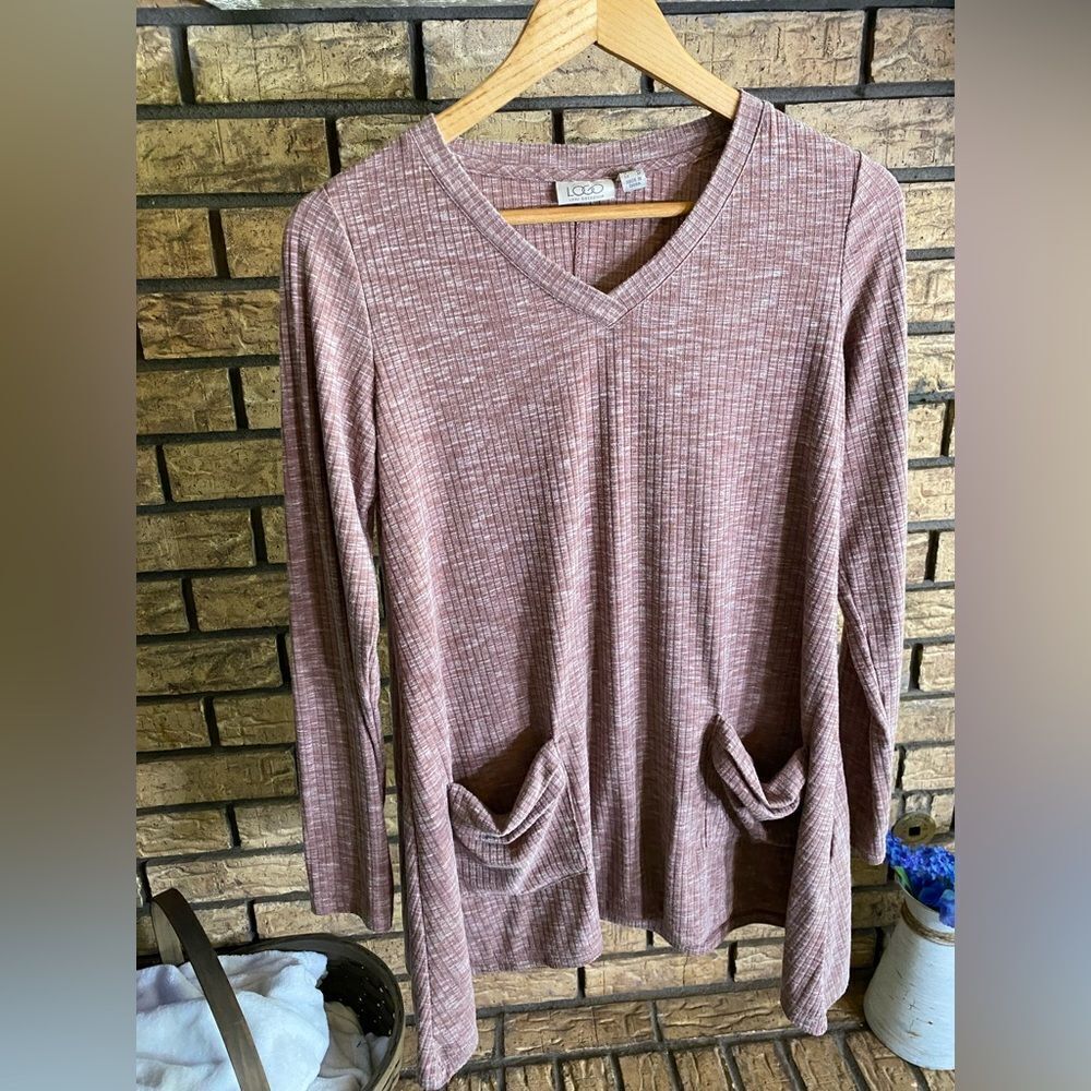 Lori Goldstein long sleeve blouse